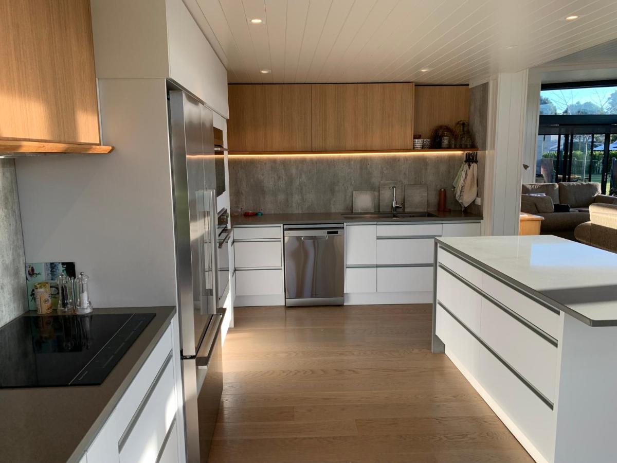 Ferienwohnung The Admiral Cooks Beach Exterior foto